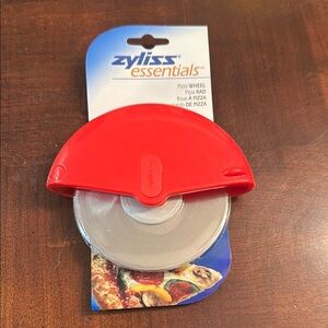 Zyliss Red Pizza Wheel Cutter New Cooking Tool